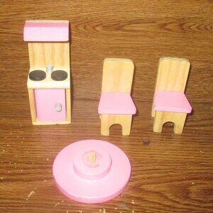 KidKraft Dollhouse Furniture 3 piece set of Kitchen / Dining Room Furniture